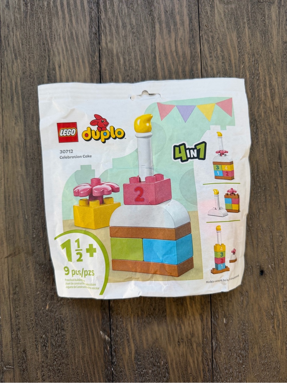 LEGO DUPLO Celebration Cake (30712) polybag set
New